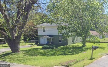 Building Photo - 111A Tyler St