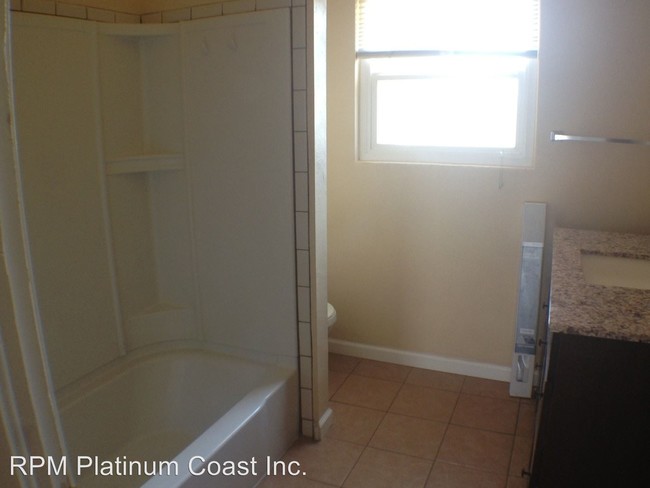 Building Photo - 3 br, 1 bath House - 620 Lincoln Ave.