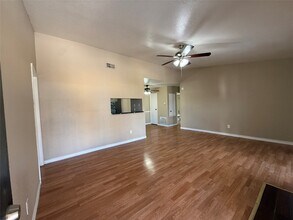 Building Photo - 12655 Ashford Meadow Dr