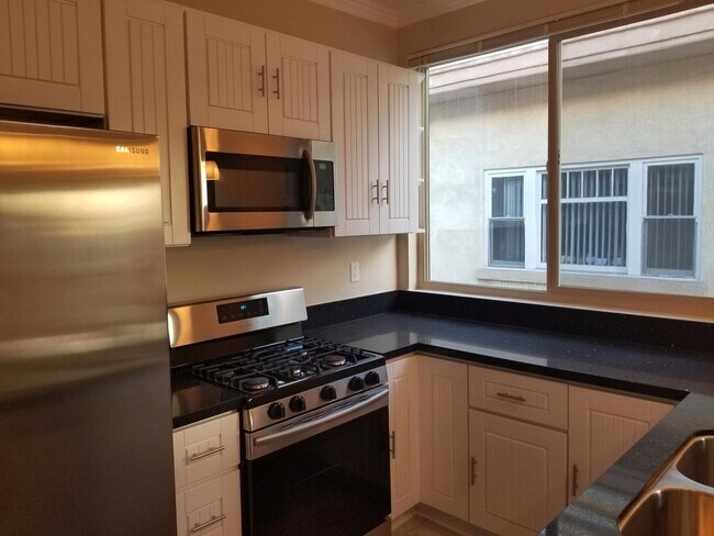 Foto del edificio - 3119 5th Avenue