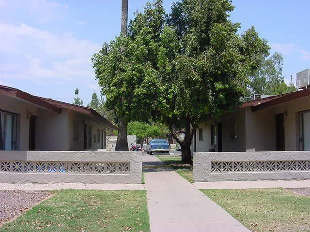 Foto del edificio - Town Lake Apartments