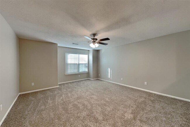 Foto del edificio - 20750 Pine Rain Ct
