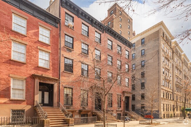 Building Photo - 173 Hicks St