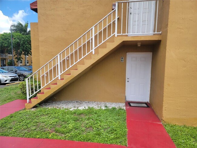 Building Photo - 15540 SW 80th St