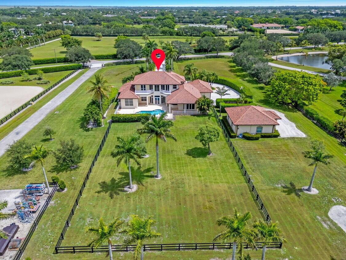 Primary Photo - 3250 Palm Beach Point Blvd