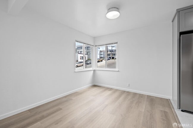 Building Photo - 1700 19th Ave