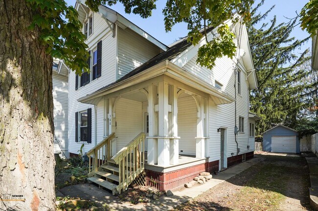 Foto del edificio - Spacious 3 Bed, 2 Bath in Newark - Move-In Ready