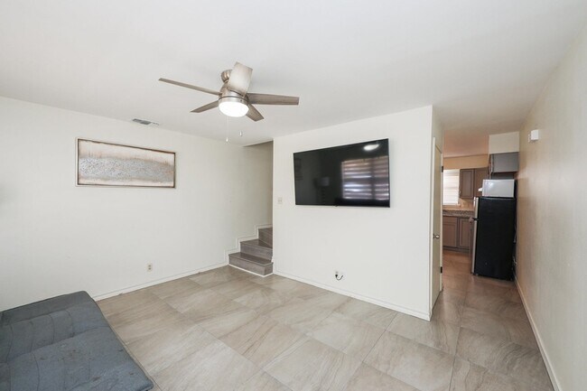 Foto del edificio - 112 Merlin Rd