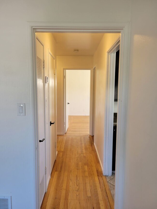 Foto del edificio - AVAILABLE NOW! 3 BEDROOM/2 BATH IN FAIRFIELD