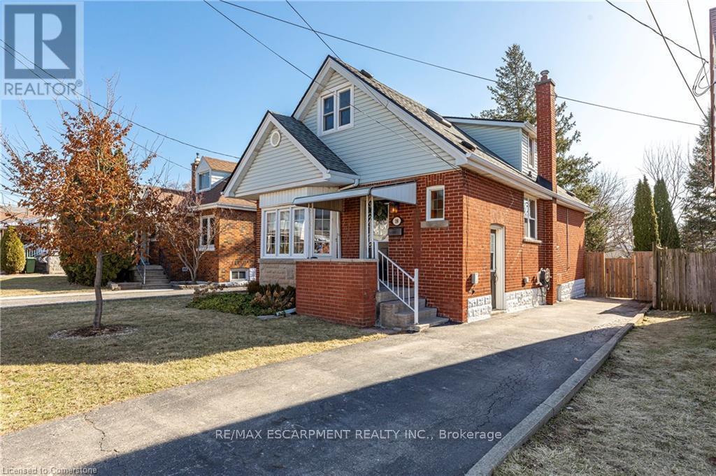 Primary Photo - 19 Woodbridge Rd