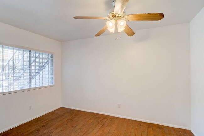 Foto del edificio - 2921 Country Manor Ln