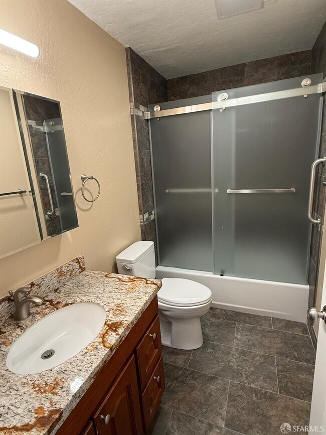 Foto del edificio - 1360 Lyon St