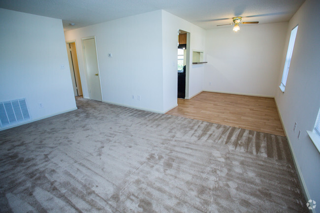 Sala de estar - Maplewood Apartments - Tax Credit