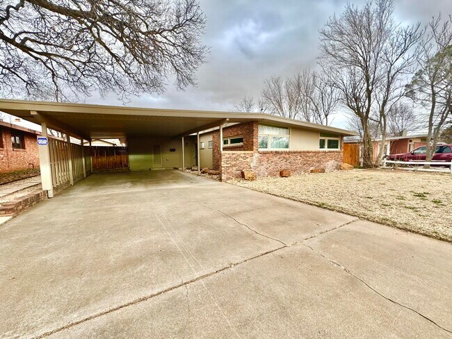 Foto del edificio - 2514 47th St