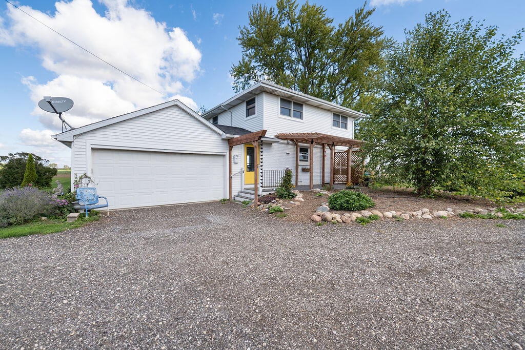 Foto principal - N1033 Co Rd K