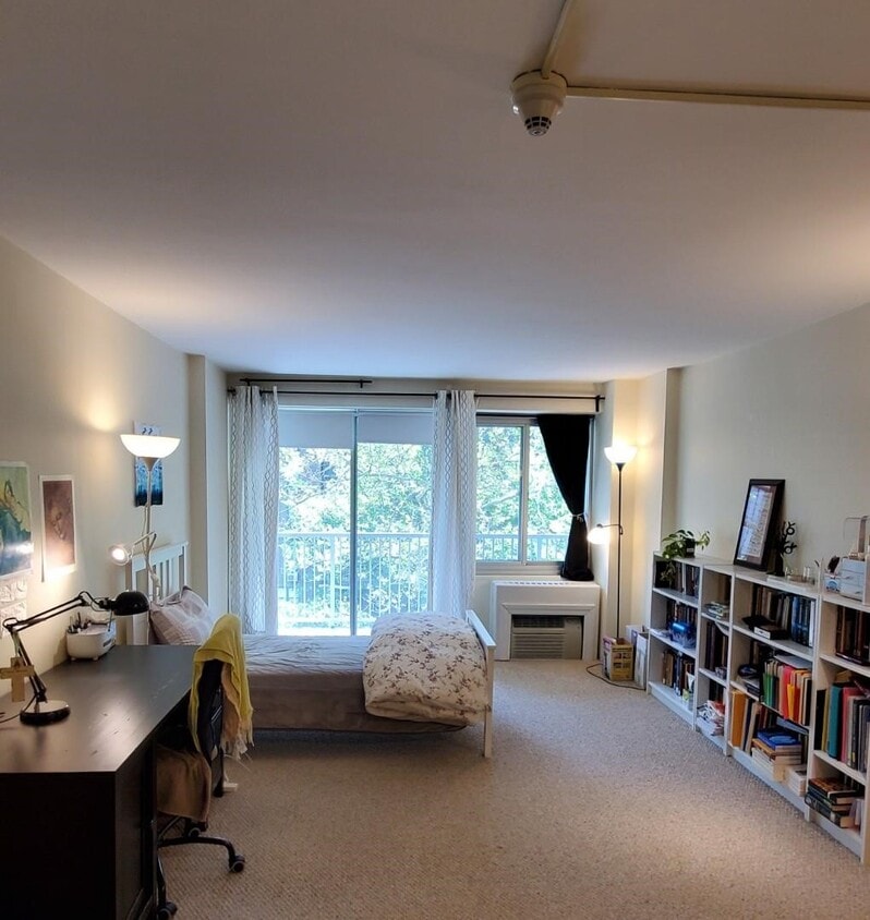 Photo - 100 York St (New Haven, CT)