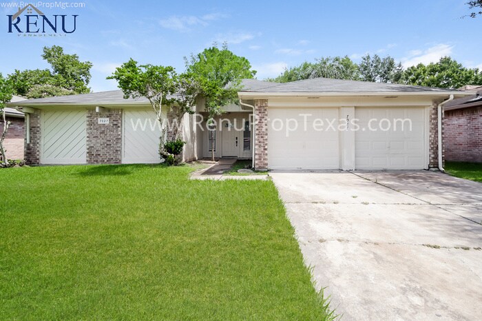 Primary Photo - 7027 Zieglers Grove