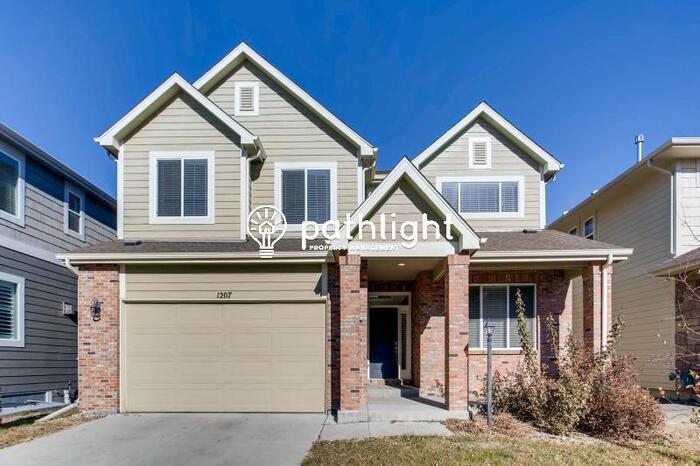 Primary Photo - 1207 S Wabash Ct, Denver, CO, 80247