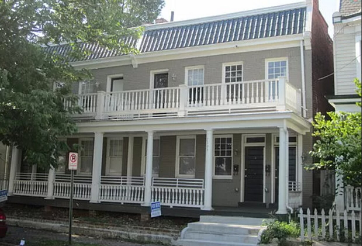 Foto principal - 2203 W Cary