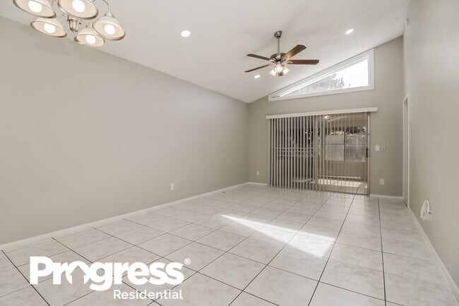 Building Photo - 516 Madrigal Ct