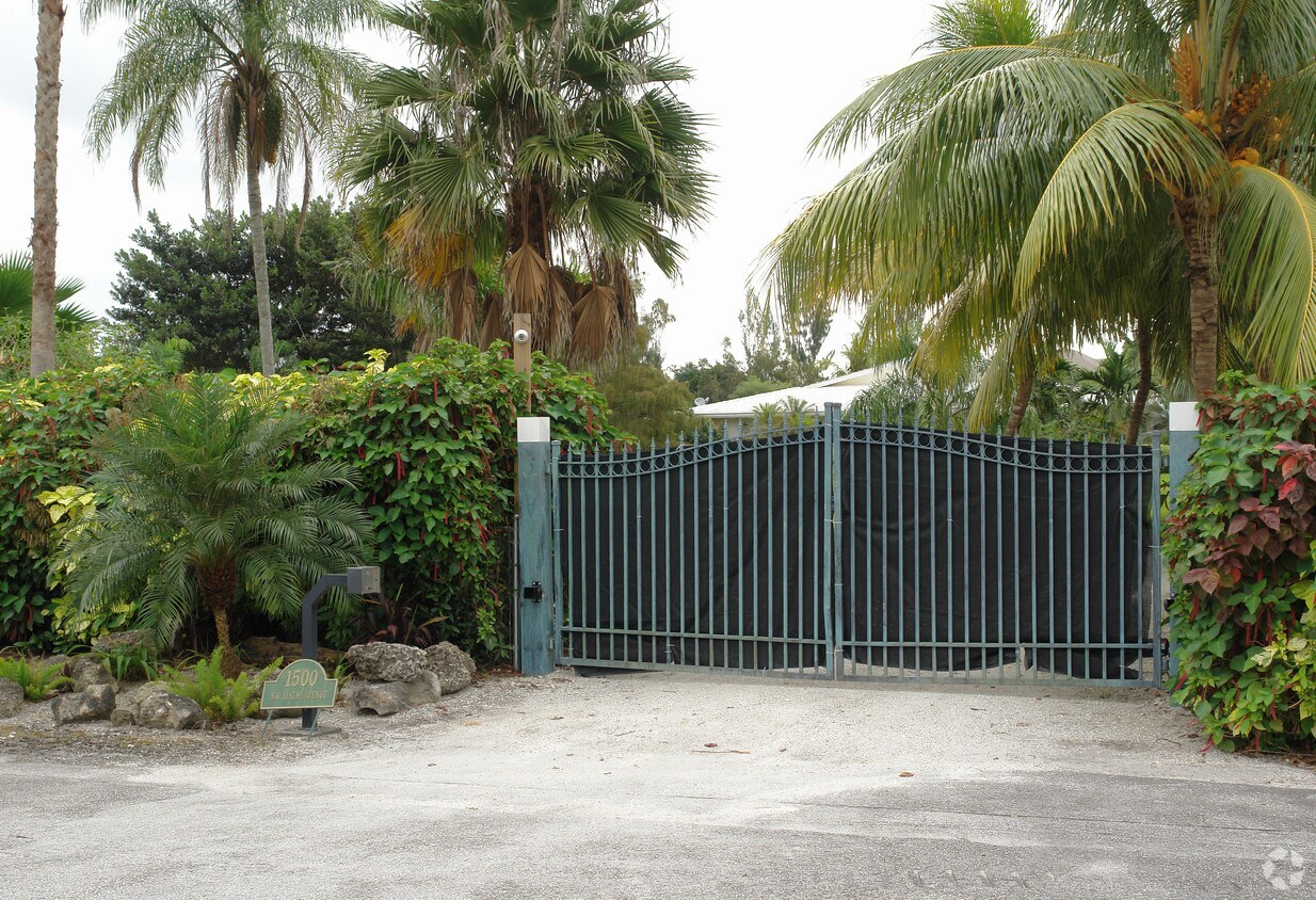 Building Photo - 1500 NW 118th Ave