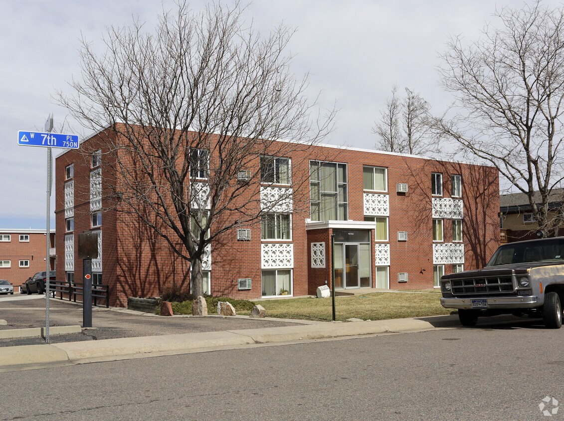 10765 W 7th Pl Lakewood Co 80215 Apartments Lakewood Co Apartments Com