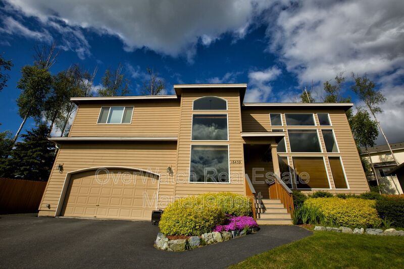 Primary Photo - 16439 Mills Park Cir