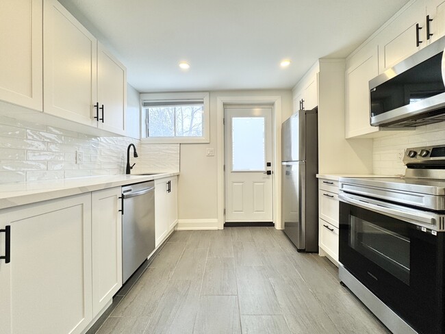 Photo du bâtiment - 97 Garfield Ave S