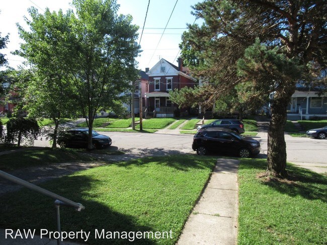 Foto del edificio - 2412 Kenilworth Ave