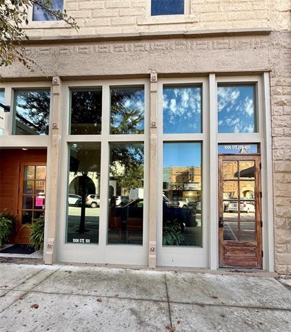 Foto principal - 1008 Halsell St