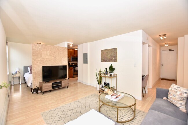 Foto del edificio - 3033 N Sheridan Rd
