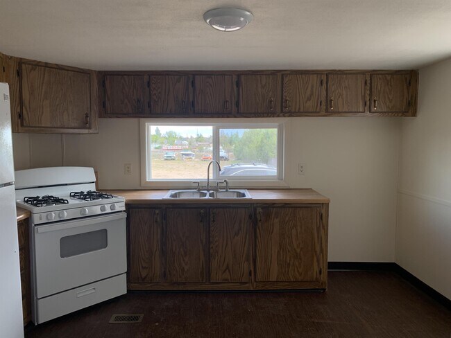 Foto del edificio - 2204 Draper Rd