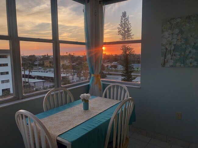 Foto del edificio - 4700 Ocean Beach Blvd