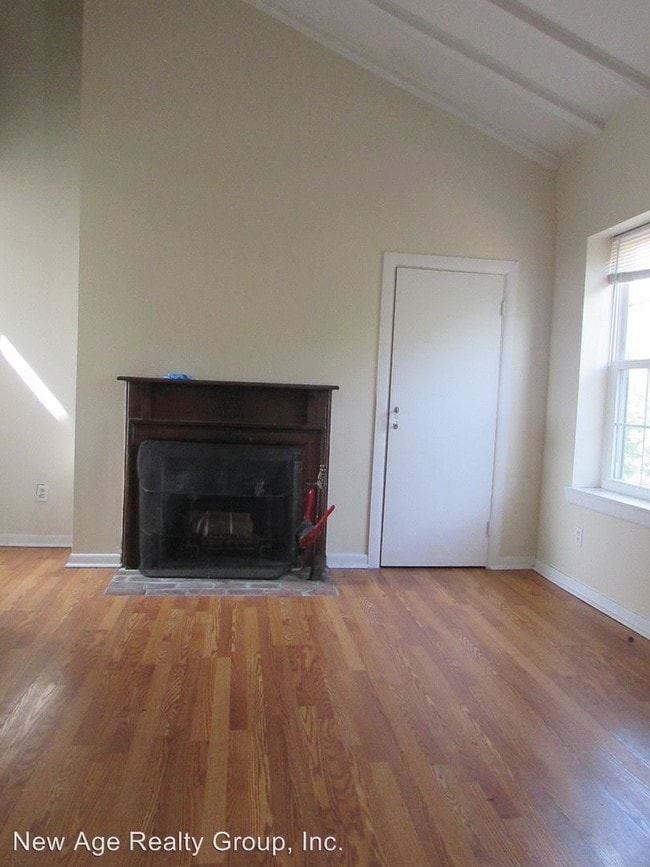 Building Photo - 434 Lombard St