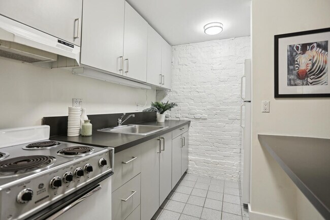 Foto del edificio - 1708 Johnson Ave NW