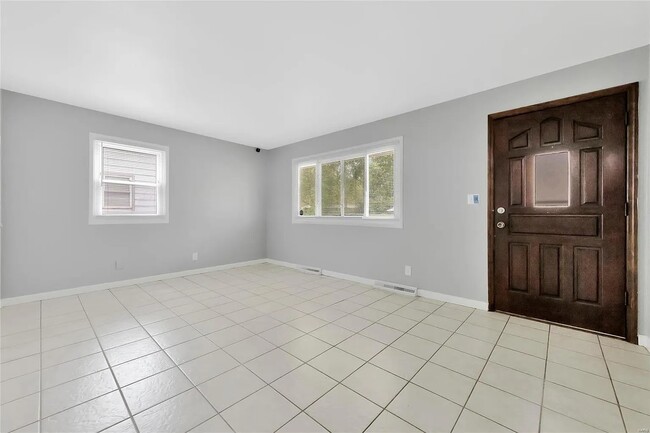 Building Photo - 11836 Criterion Ave