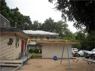 Foto del edificio - 499 W San Antonio St