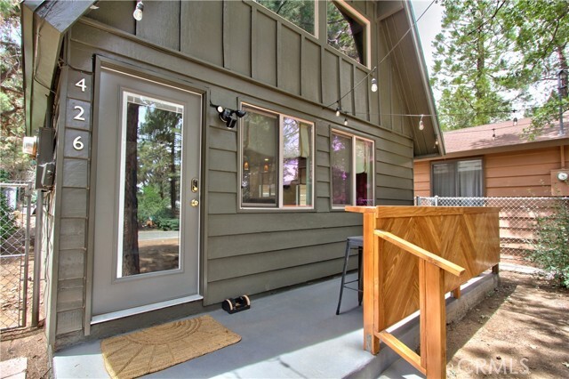 Building Photo - 426 Maple Ln