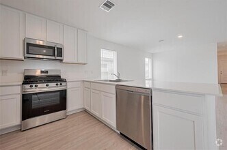 Building Photo - 26826 Prairie Smoke Ln