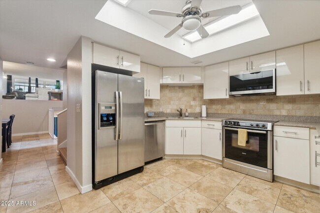 Foto del edificio - 7302 E Rancho Vista Dr