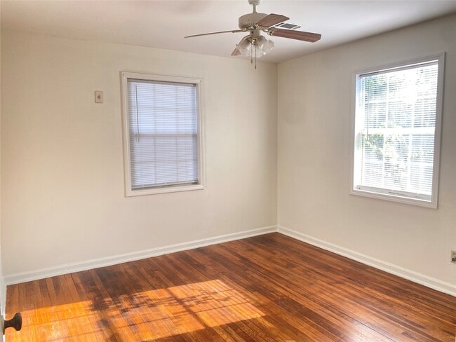 Building Photo - 3619 Lazywood Ln