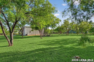 Foto del edificio - 128 County Rd 2672