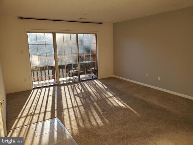 Building Photo - 127 Brookland Terrace