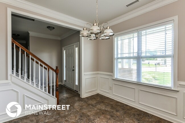 Building Photo - 260 Willowbrook Cir