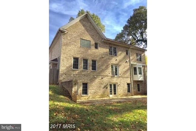 Building Photo - 3128-FURNISHED Prosperity Ave