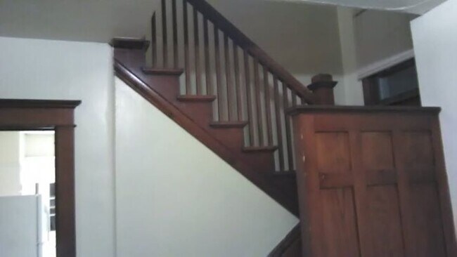 Foto del edificio - 1415 W 4th St