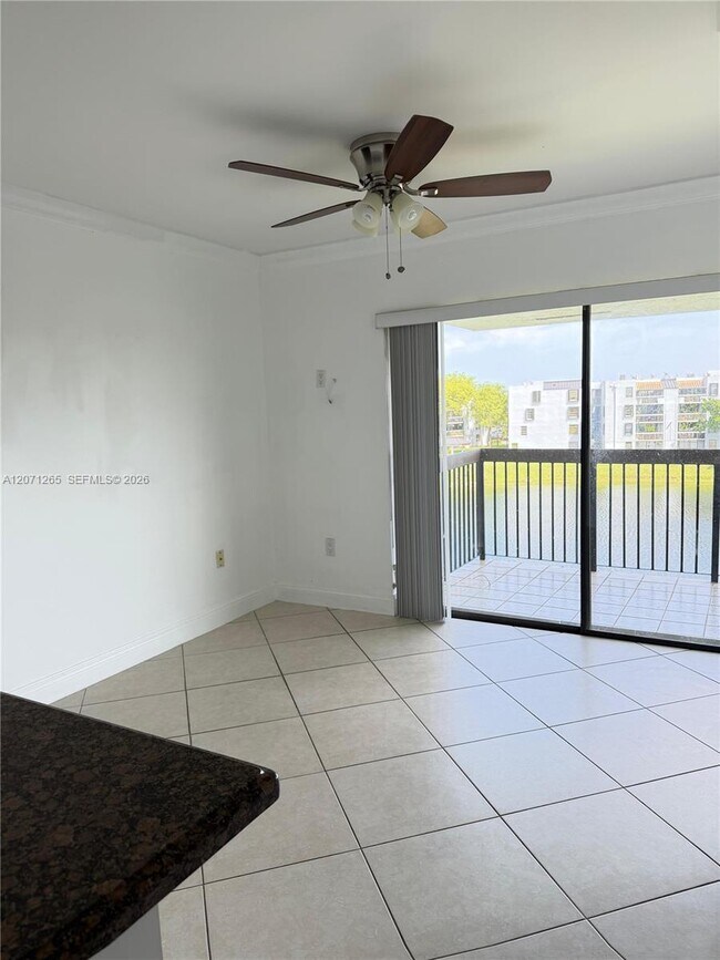 Building Photo - 1350 SW 122nd Ave