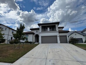 Building Photo - 1813 Mazarro Dr