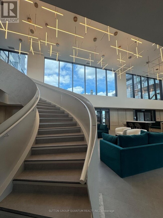 Building Photo - 3071 Trafalgar Rd