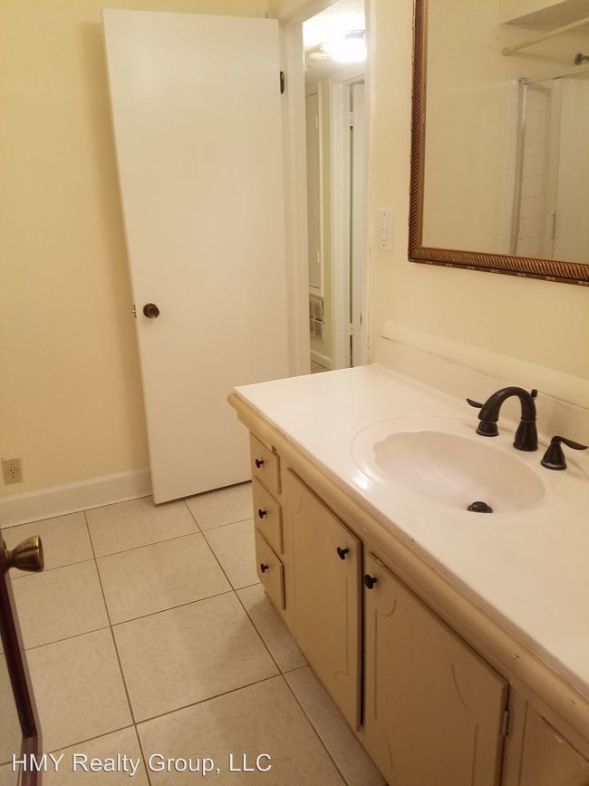 Building Photo - 3156 Olive Tree Ct